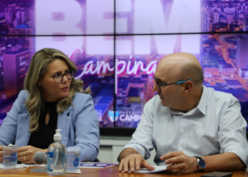 A secretária Vandecleya Moro e o prefeito Dário Saadi: engajamento da sociedade campineira é destacado - Foto: Divulgação PMC