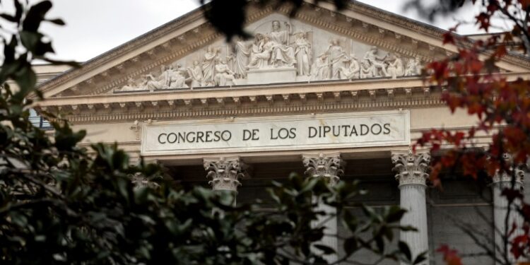 Parlamento espanhol aprovou a nova sobre mudança de gênero nesta quinta. Foto: Reprodução
