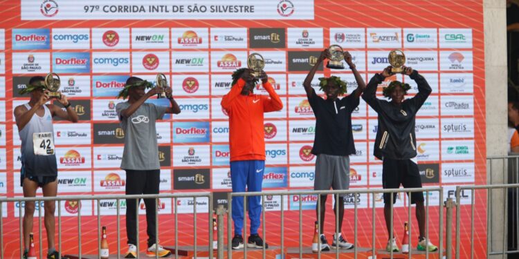 Ugandense leva a São Silvestre masculina; brasileiro chega em 4º