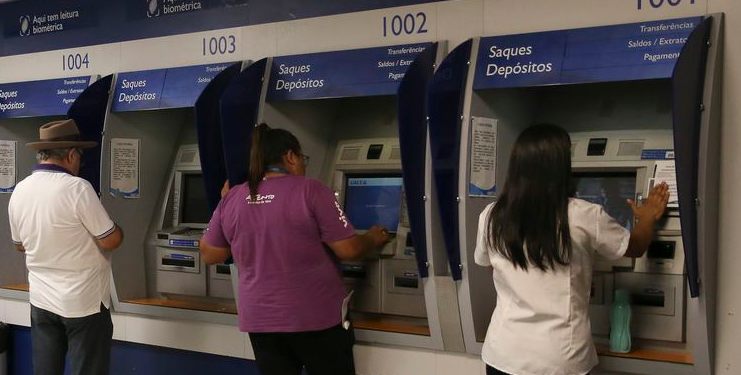 Expediente bancário só retornará na segunda-feira (2) - Foto: José Cruz/Agência Brasil