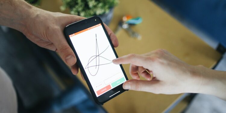 Mercado global de assinatura digital deve atingir US$ 20,4 bilhões até 2027