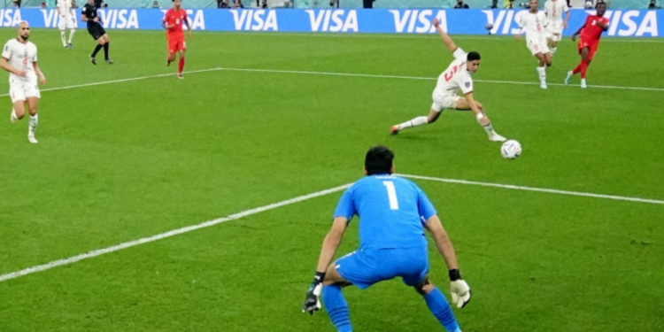 Marrocos bate Canadá e é o 1º africano a vencer grupo da Copa neste século