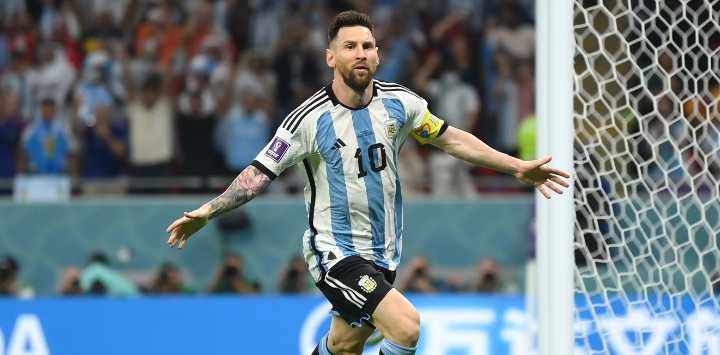 Argentina se garante nas quartas no milésimo jogo de Messi