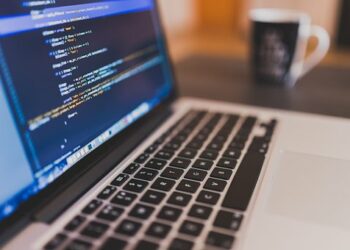 Camprev lança concurso público; salários variam de R$ 3 mil a R$ 9,2 mil