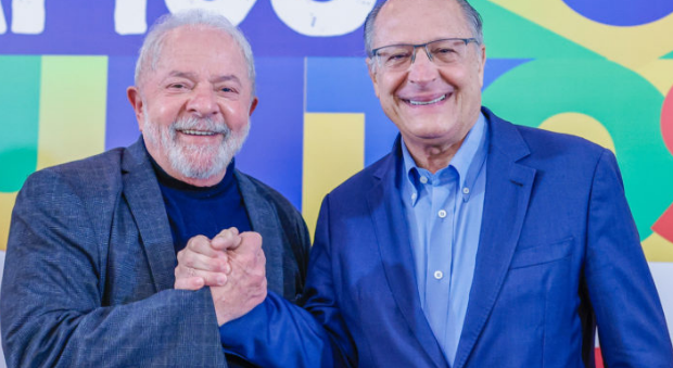 Lula e Alckmin serão diplomados nesta segunda no TSE