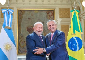 Lula se reuniu com o presidente da Argentina, Alberto Fernández, na Casa Rosada. Renato Stukert/PR