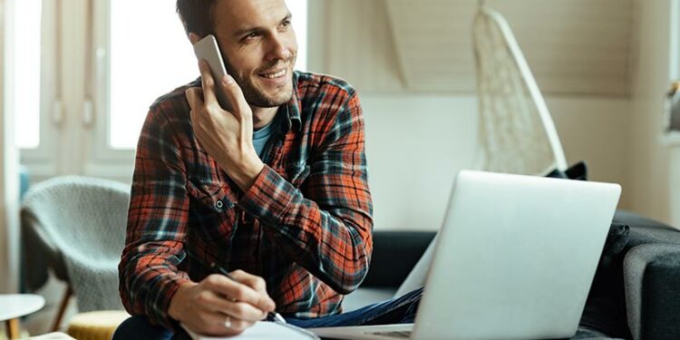 Modelo de trabalho híbrido é preferência nas empresas