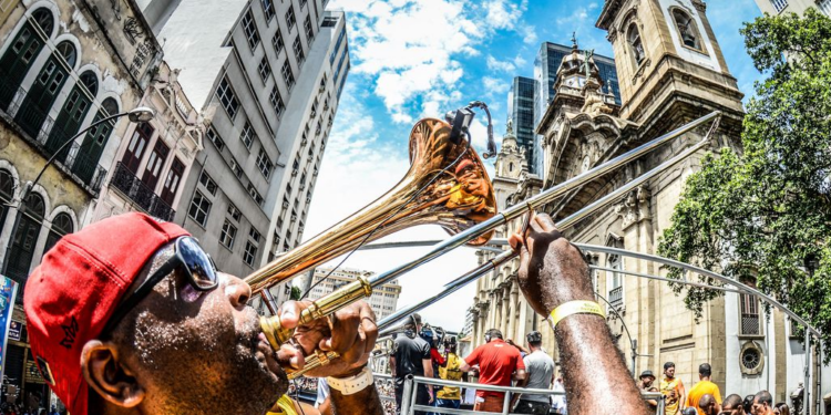 Carnaval de rua do Rio deve movimentar R$ 1 bilhão