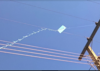 Soltar pipas próximo à rede elétrica pode causar acidentes graves, alerta a CPFL Foto: Divulgação