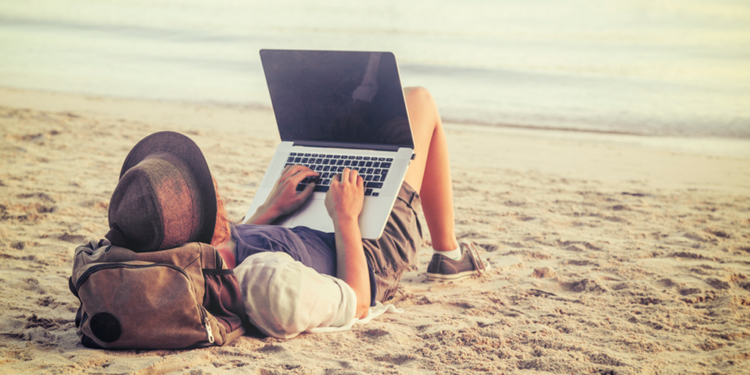 Trabalho remoto: Espanha lança novo visto para nômades digitais em 2023