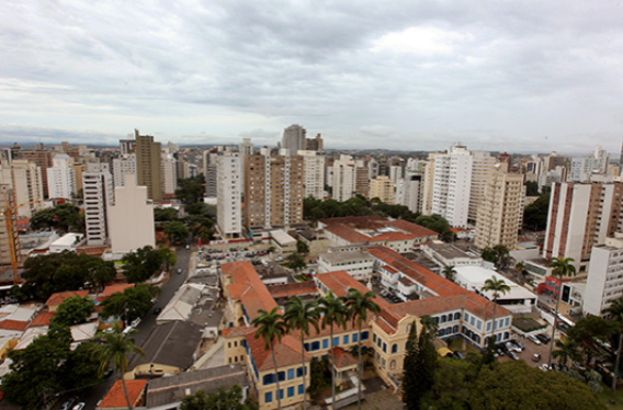 Campinas fecha 2022 com saldo de quase 15 mil vagas de emprego