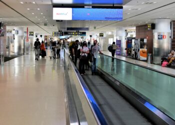 Concessionária Aeroportos Brasil Viracopos orienta os passageiros a confirmarem seus voos com antecedência. Foto: Divulgação