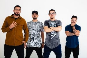 Royal Palm Hall apresenta o show de comédia “4 Amigos”