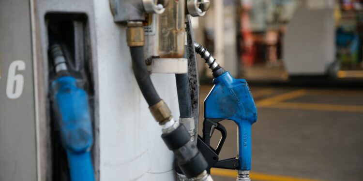 Preço do diesel: medida entra em vigor neste sábado (29) - Foto: Fernando Frazão/Agência Brasil