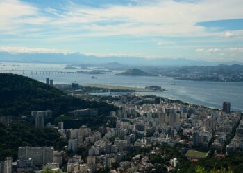 Vista da Baía de Guanabara no Rio de Janeiro, na Zona Sul: tragédia durante passeio Foto: Tomaz Silva/Agência Brasil