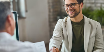 Entrevistas de emprego: 7 dicas sobre o que evitar para não ‘quebrar o encanto’ – por Karine Camuci