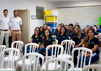 Ecoboxes realiza ação sobre saúde bucal para encerrar o mês da mulher