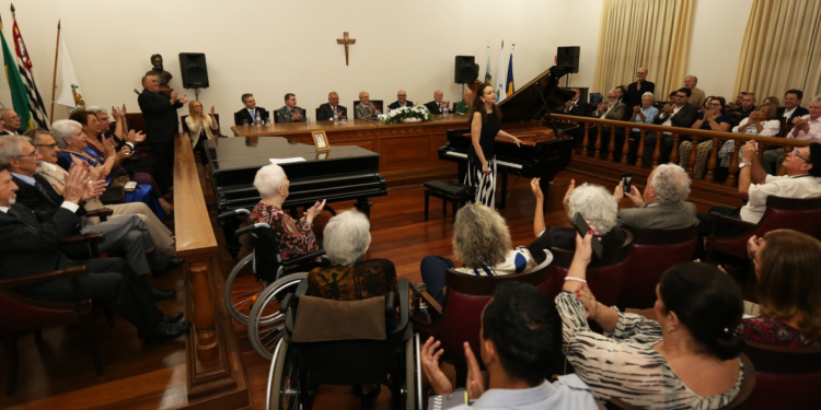 Festividade abre ano acadêmico da Academia Campinense de Letras; veja fotos