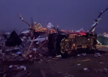 O tornado chegou ao Mississipi na noite de sexta-feira (24). Fotos: Reprodução