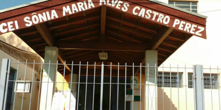 Aulas na CEI do Maria Rosa retomam após queda de caixa d’água