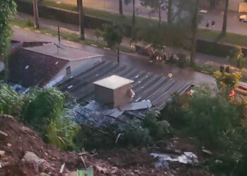 Área afetada: com fortes chuvas, Prefeitura de Vinhedo remove 10 famílias de área com deslizamento - Foto: Divulgação