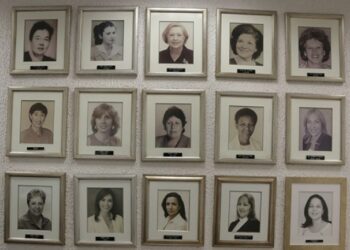 Galeria de fotos no prédio da Câmara lista as vereadoras campineiras: Em 225 anos do Poder Legislativo em Campinas, apenas 18 mulheres ocuparam esse espaço Foto: Câmara/Divulgação
