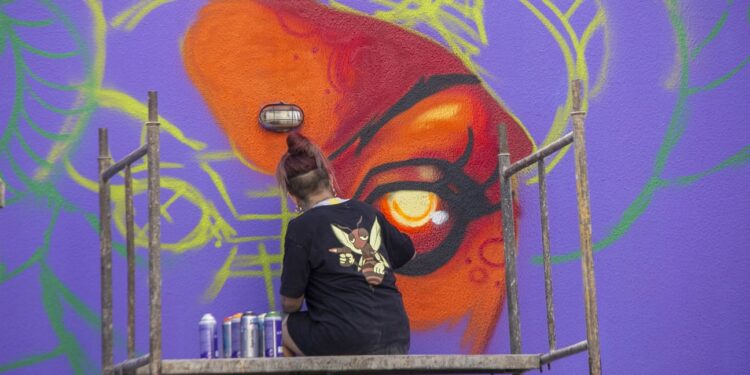 Serão selecionados 120 talentos da arte de pintar com spray -  Foto: Júlio César dos Santos Souza/Divulgação