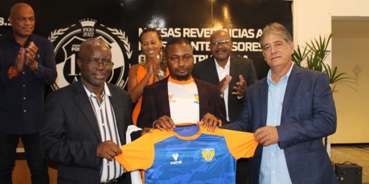 Ponte Preta estreita relação com o futebol africano