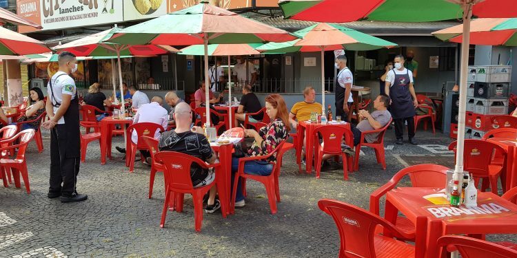 O ano de 2022 foi positivo para os setores de bares e restaurantes, aponta Abrasel Foto: Hora Campinas/Arquivo