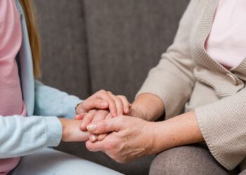 Empresas de venda direta desenvolvem projetos para mulheres vítimas de violência