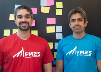 Murilo (esq.) e Virgilio Marques dos Santos, fundadores da FM2S Educação e Consultoria. Foto: Isaque Martins/Divulgação
