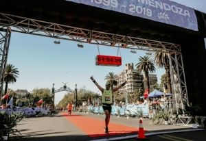 Viajar e correr: saiba quanto custa participar das principais maratonas