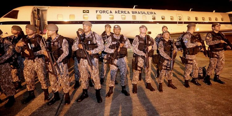 Natal (RN) - Efetivo da Força Nacional chega ao RN para dar apoio no combate a criminosos. Foto ASSECOM RN/ Rogério Vital