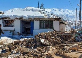 Um mês após terremotos, milhares de vítimas enfrentam ameaças de doenças. Foto: Karina Sonmez/ONU News