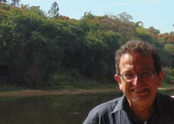 O jornalista e escritor José Pedro Martins: uma referência nacional em temas relacionados ao meio ambiente e sustentabilidade -Foto: Arquivo Pessoal