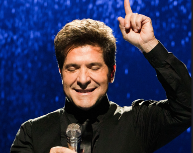 Daniel comemora 40 anos de carreira em Campinas com homenagem a João Paulo