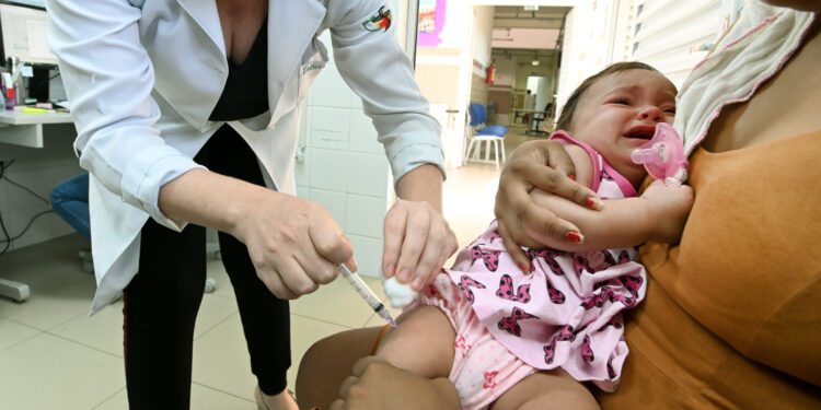 A cobertura contra a meningite em Campinas em 2022 foi de 92,1%, mas a meta é de 95%. Foto: Carlos Bassan/PMC
