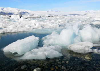 Concentrações do gelo ficaram muito mais abaixo da média em todos os setores do Oceano Antártico - Foto: Pixabay