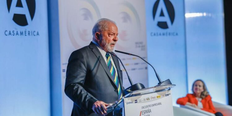 O presidente Luiz Inácio Lula da Silva Lula discursa em um evento em Madri. Foto: Ricardo Stuckert/PR