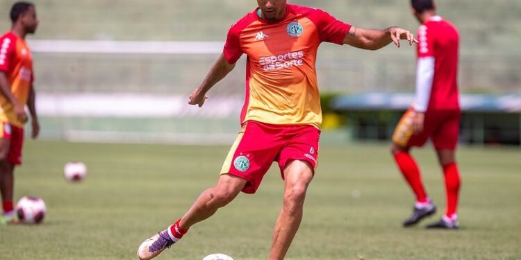 Alan Santos desfalca o Guarani diante do Sport