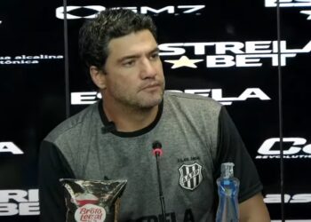Felipe Moreira: "Foi um belo jogo de futebol, bem estudado e com chances criadas pelas duas equipes". Foto: Reprodução/PonTV (YouTube)