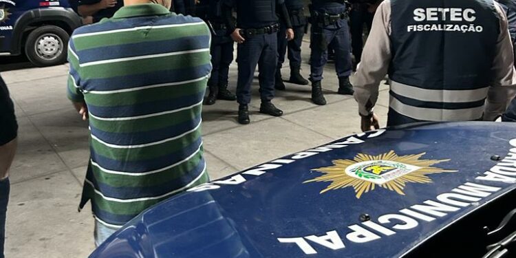 Operação foi integrada entre a Guarda Municipal e os órgãos administrativos da Prefeitura para fiscalizar locais clandestinos. Foto: Divulgação