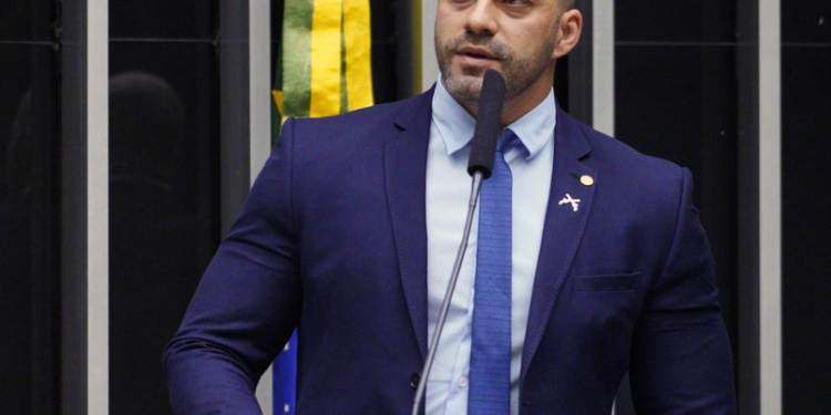 O ex-deputado Daniel Silveira: por votos 8 votos a 2, Corte entendeu que medida é inconstitucional - Foto: Pablo Valadares/Câmara dos Deputados