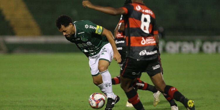 Guarani empatou por 1 a 1 com o Vitória no último duelo entre as equipes pelo Campeonato Brasileiro da Série B, em 2021. Foto: Thomaz Marostegan/Guarani FC