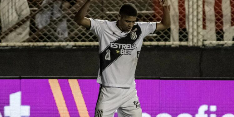 Atacante reserva garante a 1ª vitória da Ponte como visitante na Série B