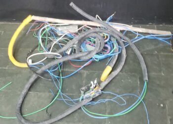 Parte dos fios roubados pelos ladrões. Foto: Divulgação