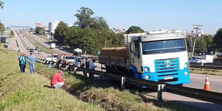 Dois acidentes em pouco mais de 24h matam jovens motociclistas em Hortolândia