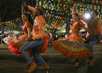 Apresentação da Quadrilha Junina: temporada de festas começou com muitas opções. Foto: Marcello Casal/Agência Brasil