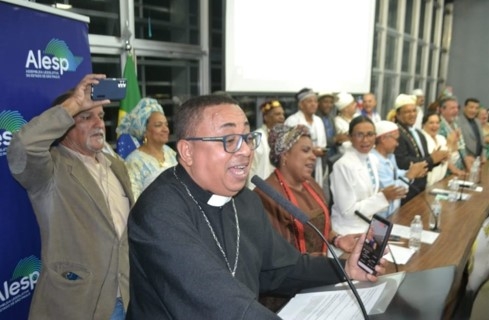 Mês do Orgulho LGBTQIA+: missa em Campinas inclui celebração à diversidade