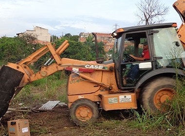 Guarda Municipal remove 40 famílias que tentavam ocupar terreno no Ouro Verde